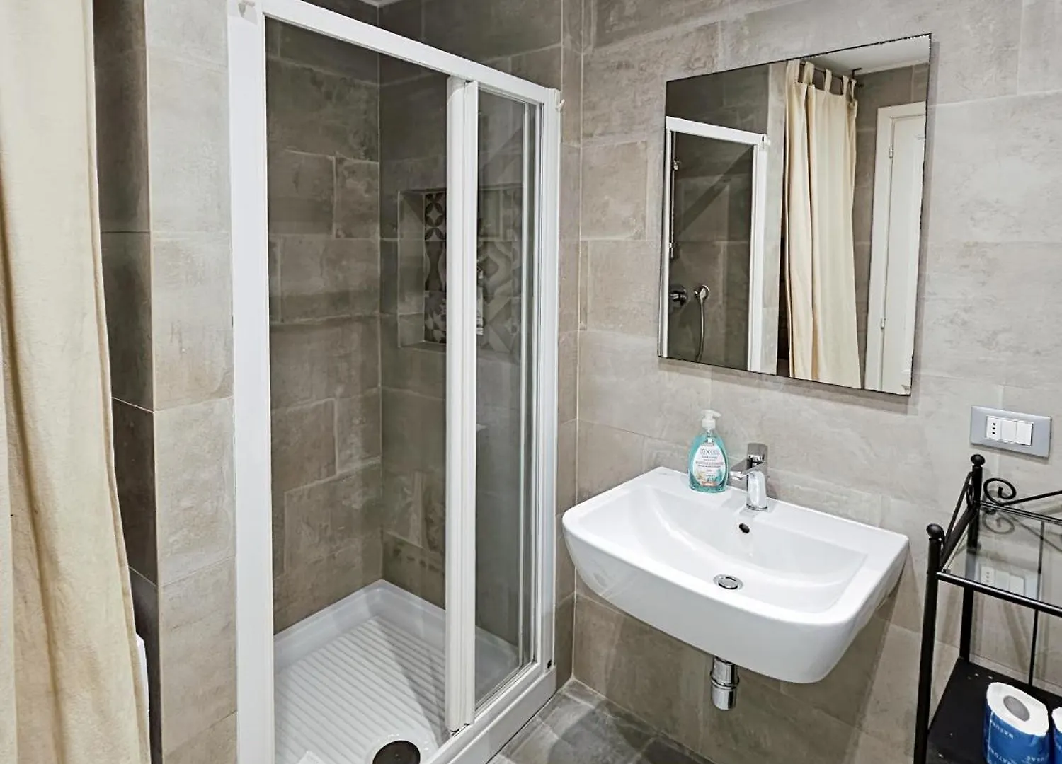 Third Floor San Lorenzo Apartment Florence