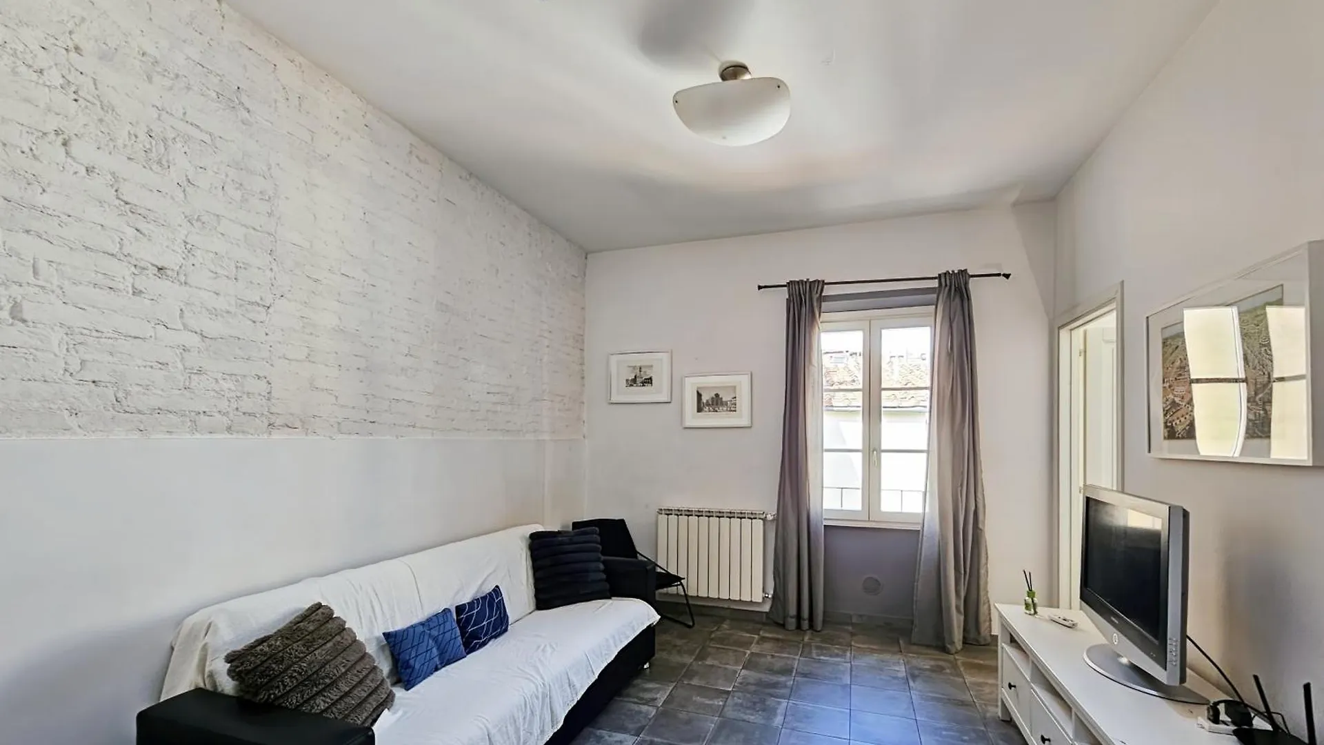 Third Floor San Lorenzo Apartment Florence 0*,  Italy