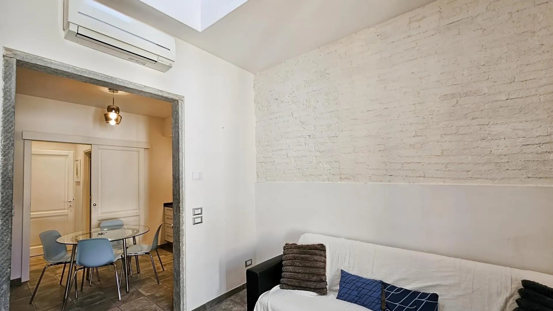 Third Floor San Lorenzo Apartment Florence