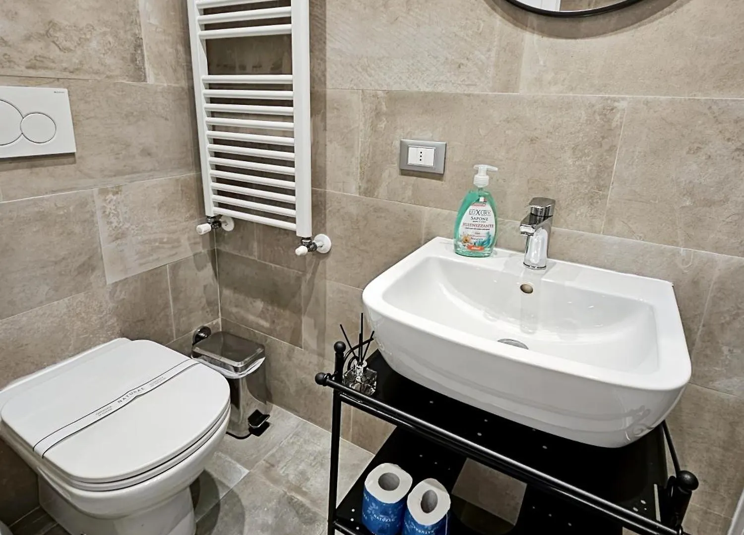 Third Floor San Lorenzo Apartment Florence