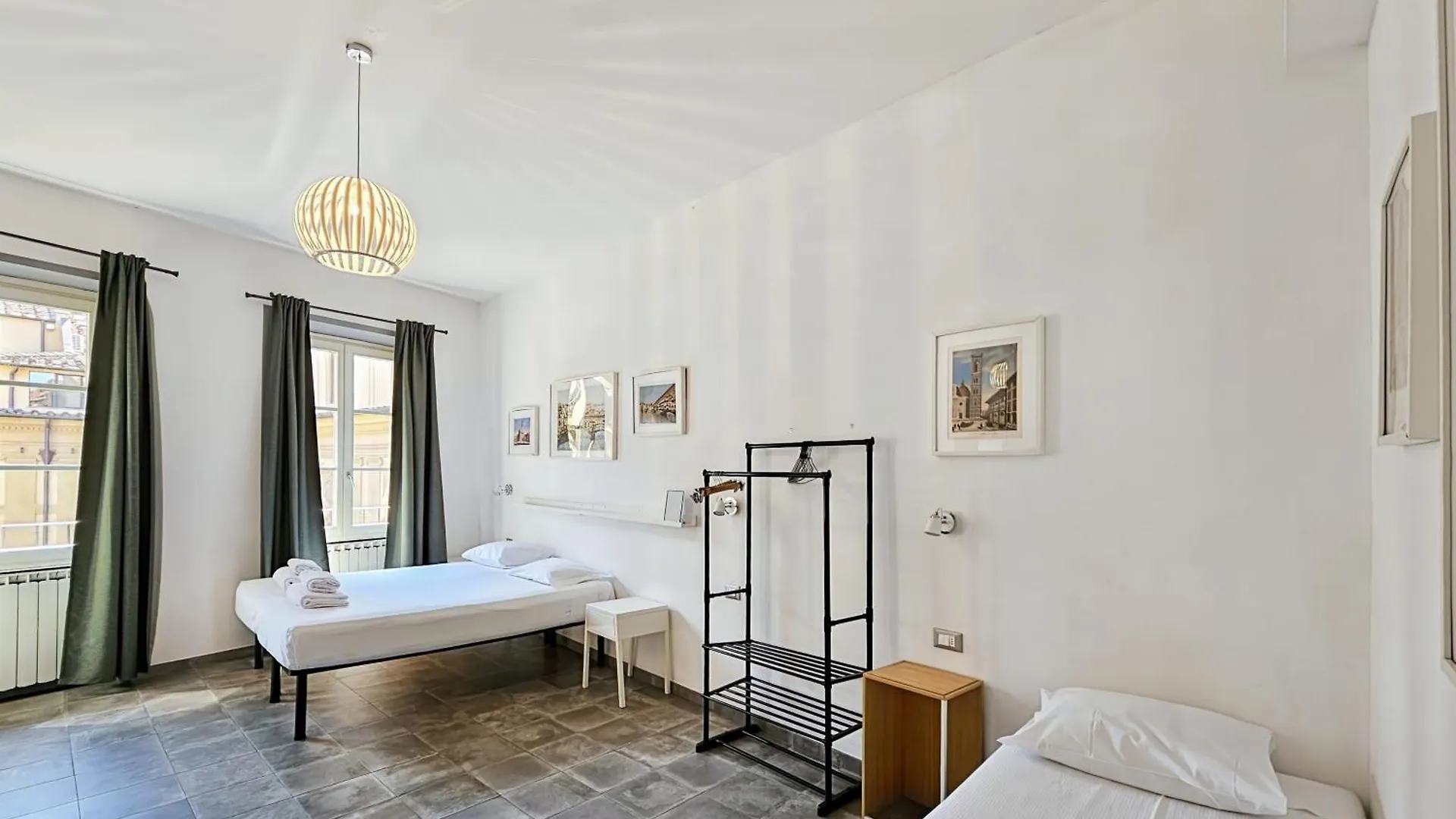 Third Floor San Lorenzo Apartment Florence Italy